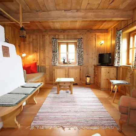 Chalet Aineck An Der Piste Chalet